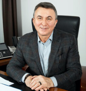 Підприємець і меценат: Олександр Сагура підтримує не лише культурні проєкти столиці, а й постійно допомагає громаді, хоч і не любить це афішувати Фото з особистого архіву Олександра Сагури