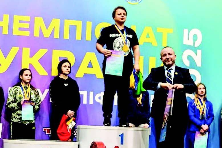 Найкраща та найсильніша: Тетяна Маслянчук здобула «золото» і встановила рекорди на Чемпіонаті України в Коломиї. Фото з архіву Тетяни Маслянчук